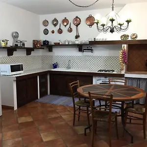  Casa vacanze ampia casa padronale cod IUN P3279